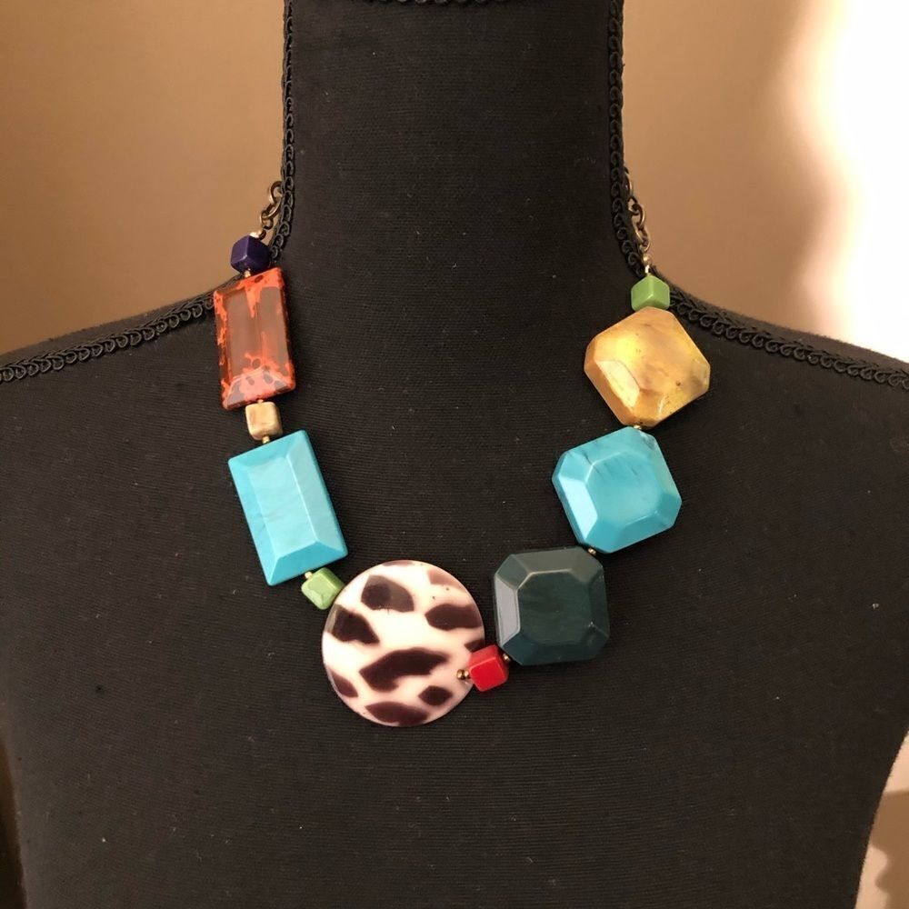 💜2/$25 Bundle Multicolor statement Necklace